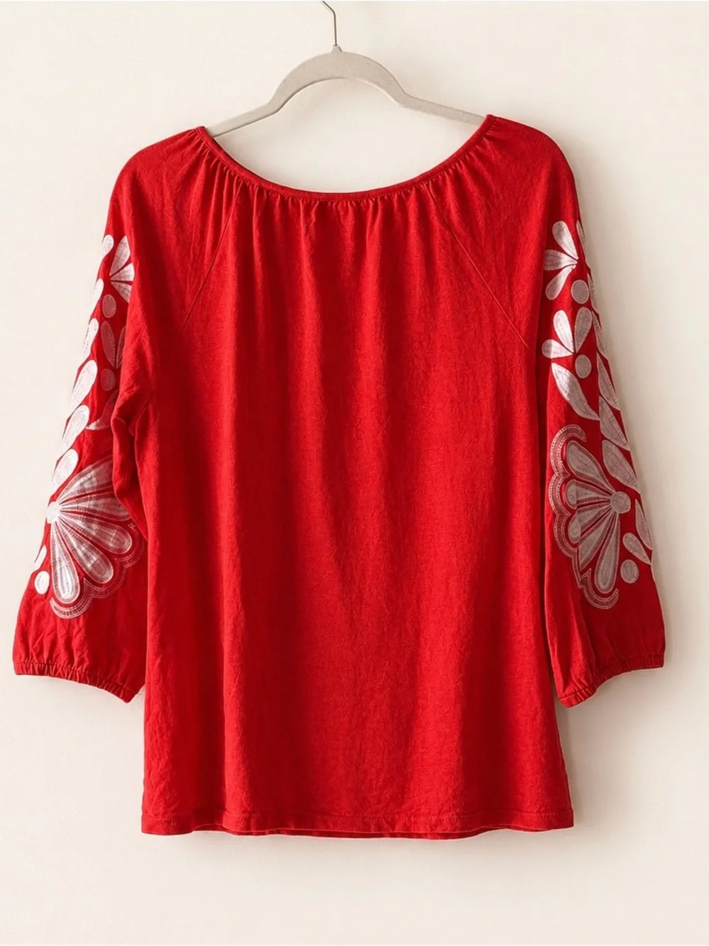 Talbots Red Embroidered Floral Sleeve Top M 3/4 Sleeve - Picture 5 of 7